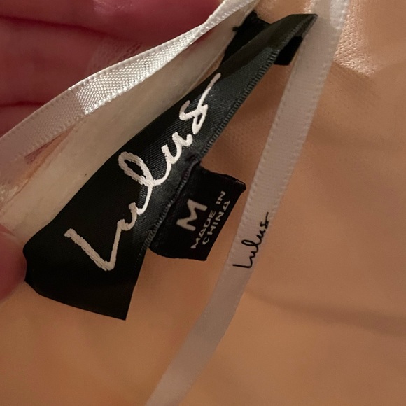 Lulus maxi white and peach lace dress - Picture 5 of 5